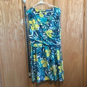 Lands End Summer Cotton very stretchy dress XL Petite

[2]